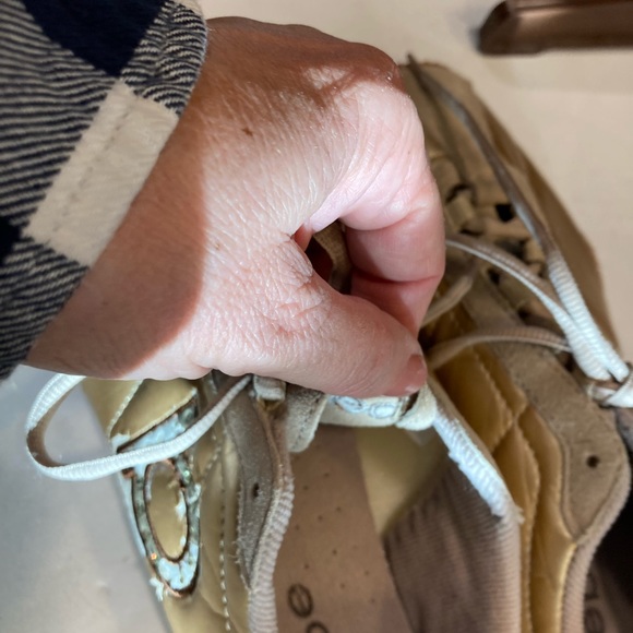 Bebe Sport Womens 9.5 Sneakers Gold Leather W/ suede Details & Rhinestones on B - Picture 12 of 16